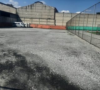 Terreno de 3 manzanas en venta sobre Calzada Roosevelt Ref-5843
