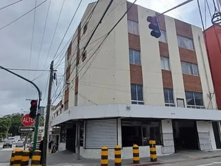 VENTA / RENTA – EDIFICIO COMERCIAL EN ZONA 1 - 3