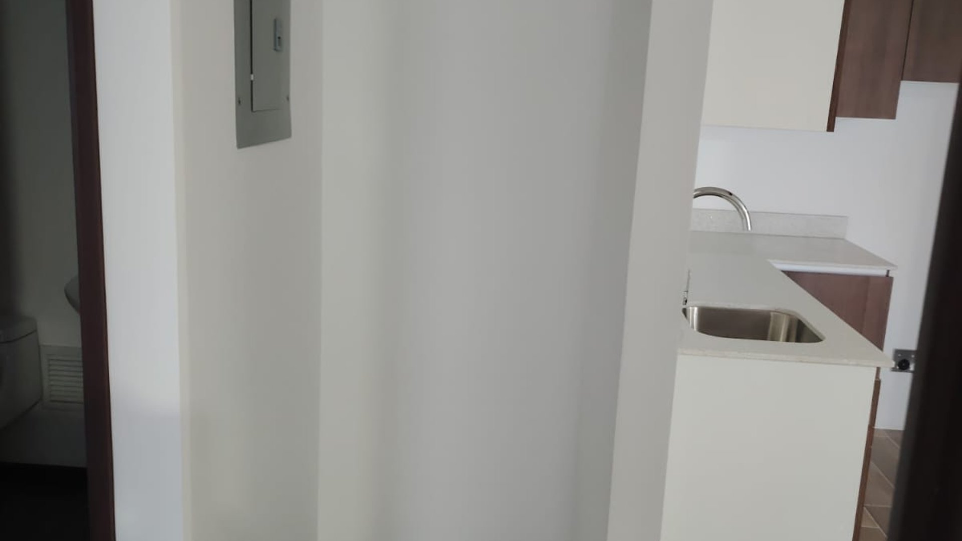 Alquiler de apartamento en zona 12.  Cercano a la Unive