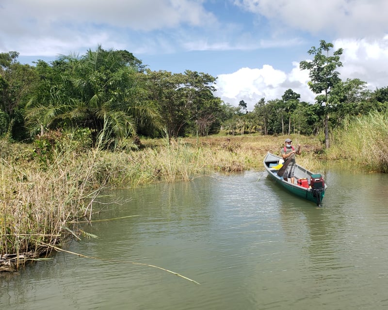 Propiedad en venta, Rio Dulce