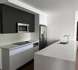 APARTAMENTO EN EDIFICIO IRIDIA ZONA 13