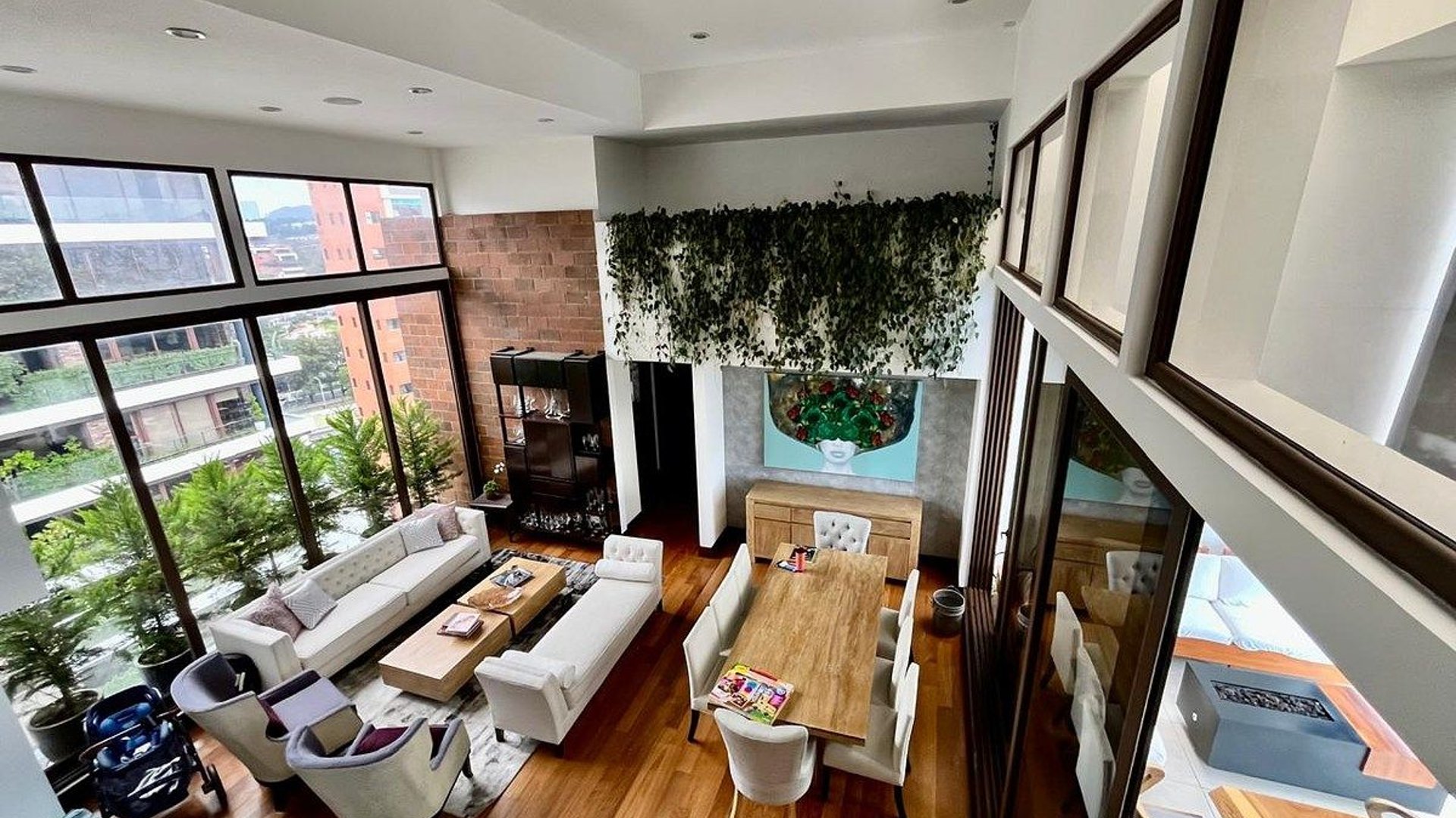 Penthouse en Venta con Vista a los Volcanes – Vista Hermosa II, Zona 15