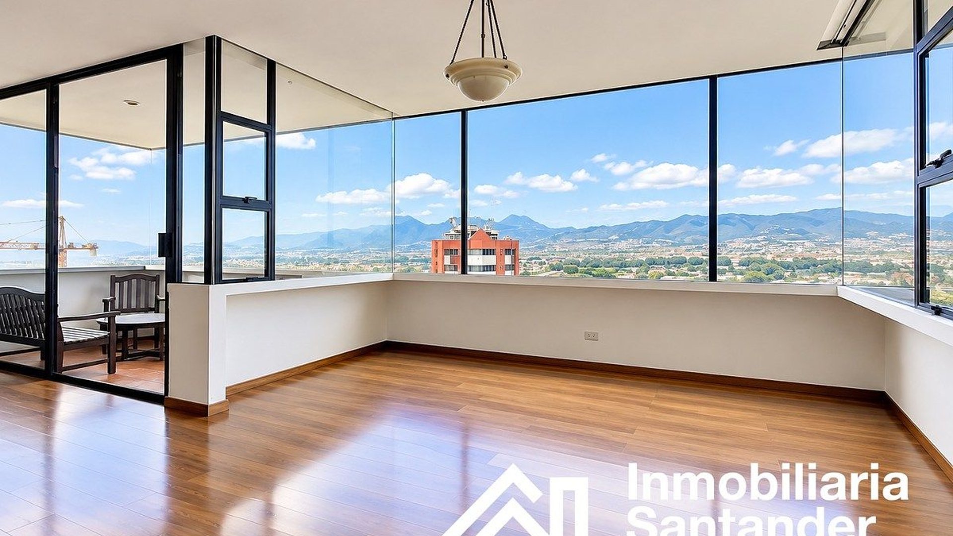 APARTAMENTO EN VENTA | 190 m² | MAGNÍFICA VISTA, ZONA 13