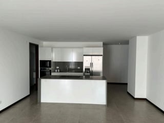 📍 APARTAMENTO EN RENTA – 3 HAB | ALBERO SAN LÁZARO | ZONA 15 - 2