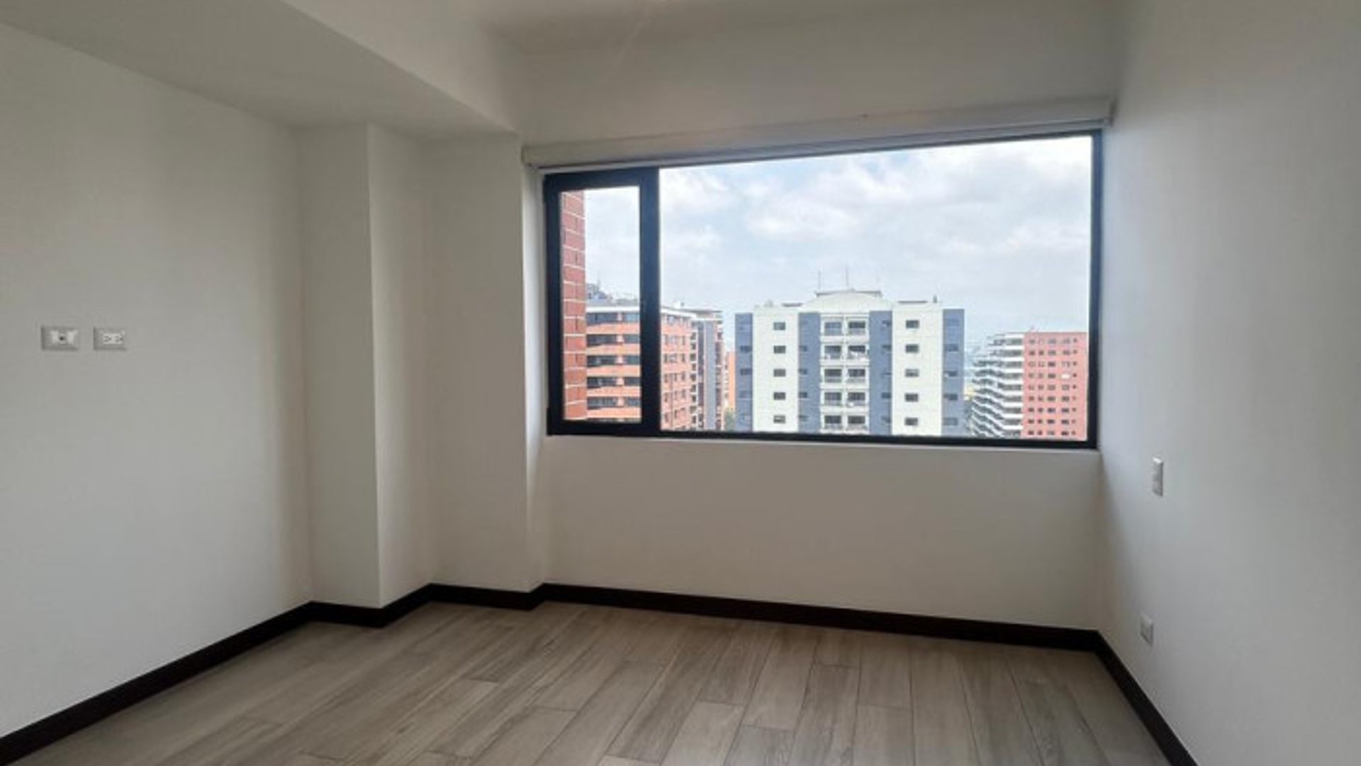 Apartamento en renta en zona 14 - Miniatura 6