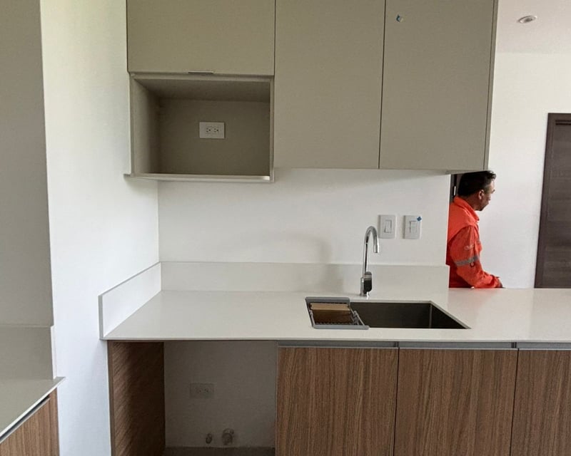 Apartamento en renta edificio Spazio Zona 15, 3 habitaciones - Miniatura 3