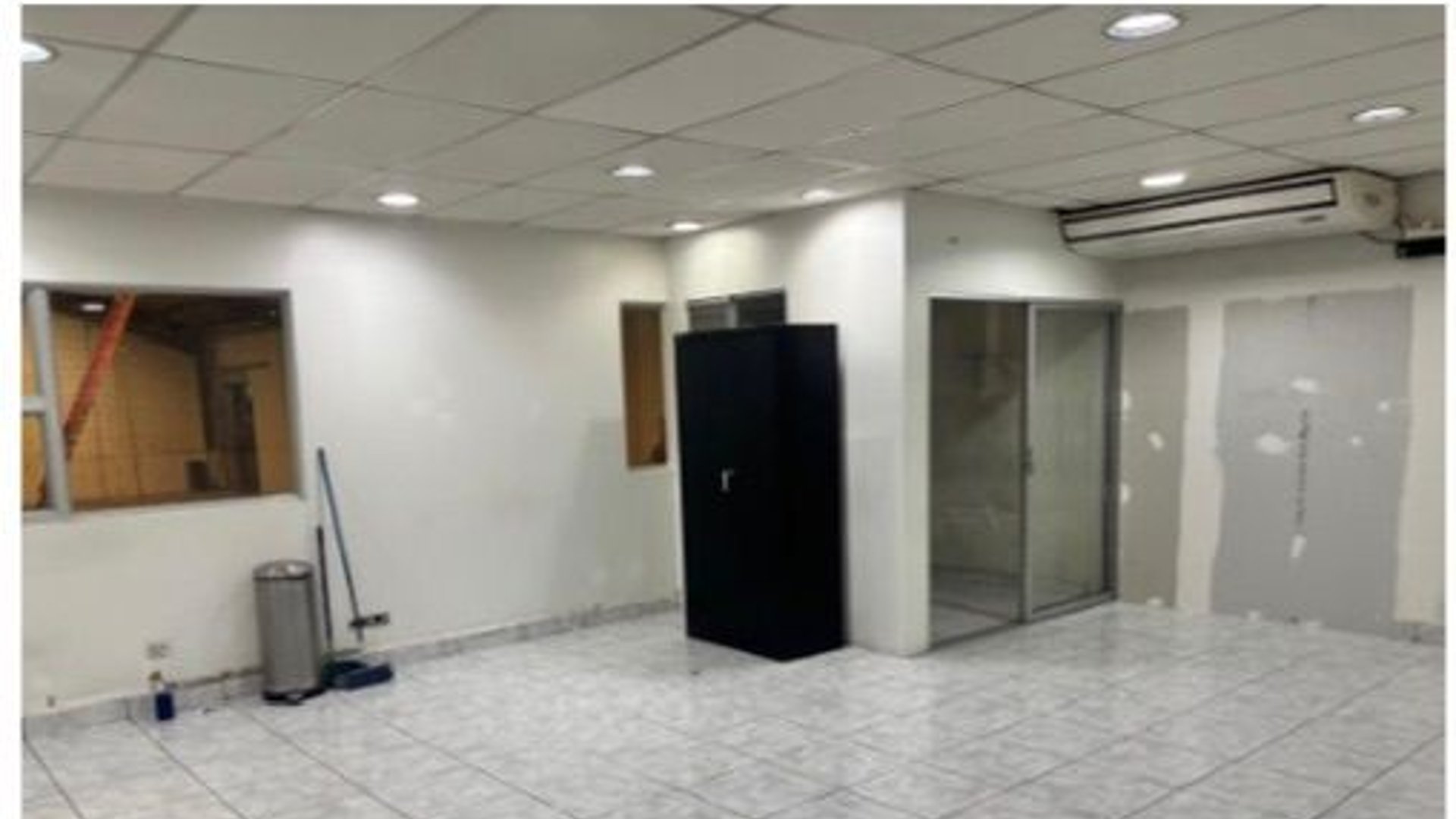 Bodega Premium en Renta, Zona 11 Guatemala: 7 Parqueos, 748m² - Miniatura 8