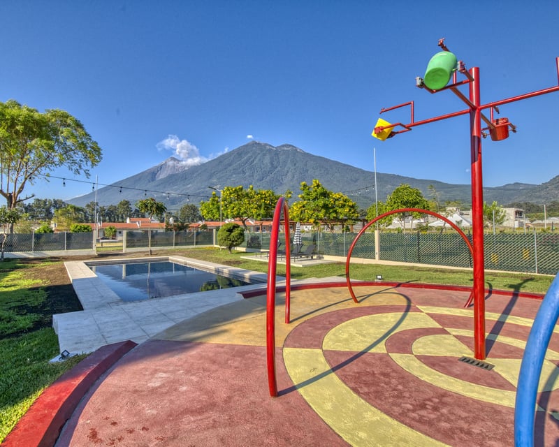 Casas en Venta – Club Residencial Las Mariposas de La Estancia / Antigua Guatemala