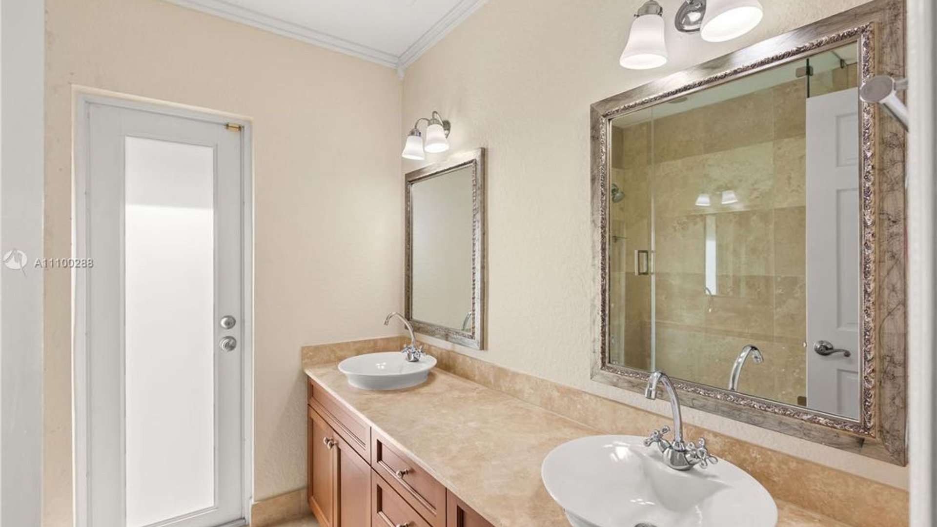 CASA EN VENTA EN CORAL GABLES - Miniatura 28