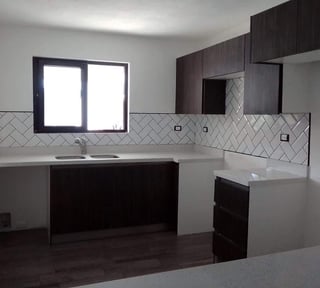 OLMECA, CONDADO ROSAIRE/ Casa en Venta km 16.5