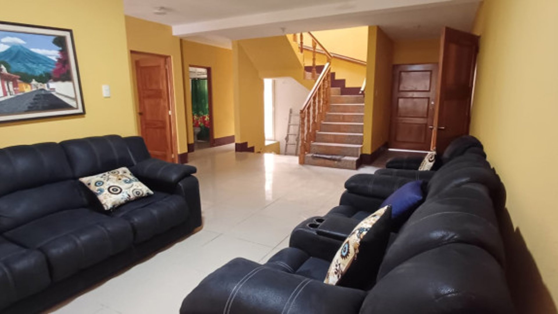 Casa en Venta o Renta en Santiago Sacatepéquez - Miniatura 2