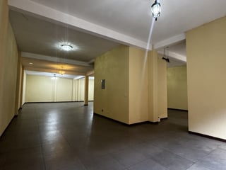 Oficina en renta Zona 17 - 3