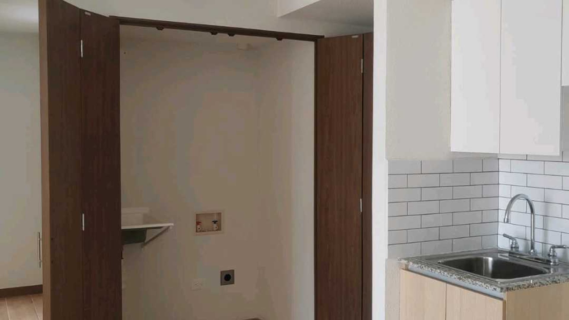 Alquilo Lindo Apartamento Sábana Arriba, z17 Edificio Unnido - Miniatura 2