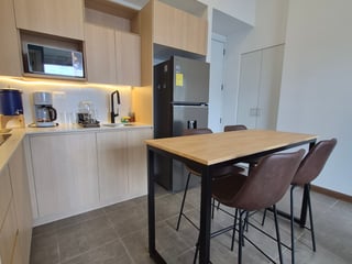 Apartamento Amueblado en Renta en Zona 15 Vista Hermosa 1 - 4