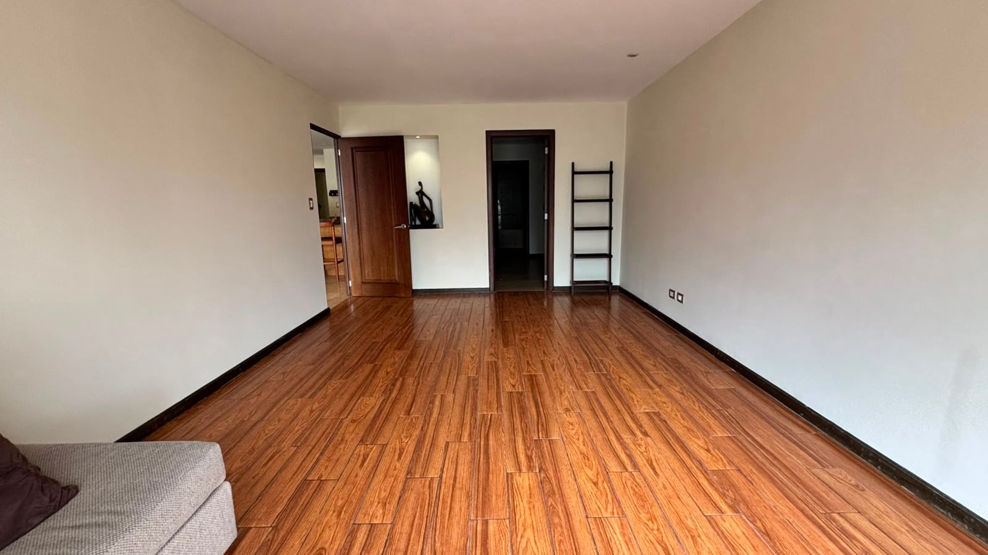 RENTA Apartamento Zona 16 La Montaña Edificio Santa Fe  - Miniatura 7