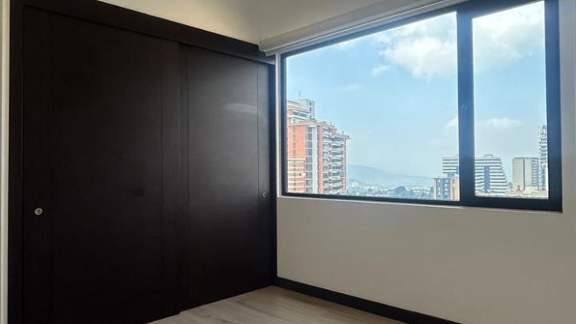 Apartamento en renta en zona 14 - Miniatura 5