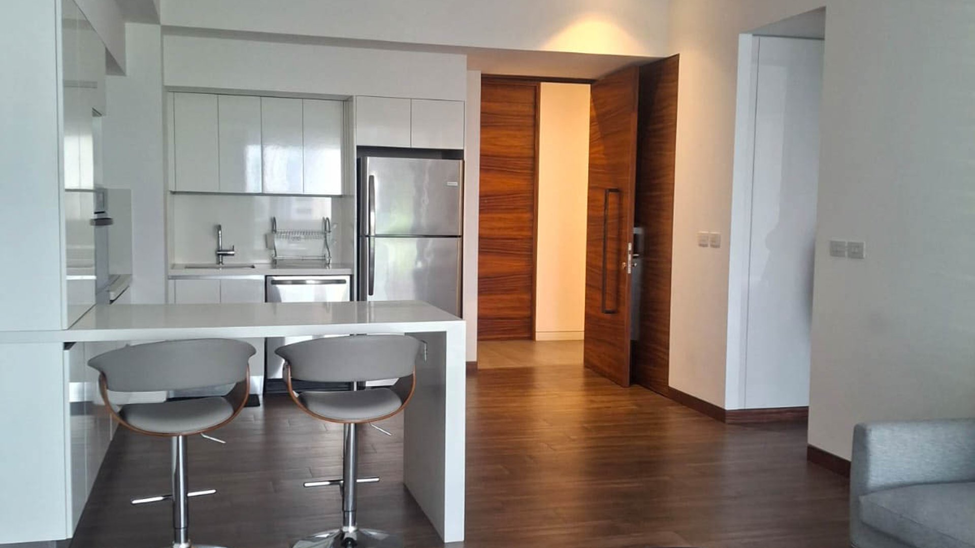 RENTA APARTAMENTO EDIFICIO AVIA - Miniatura 3
