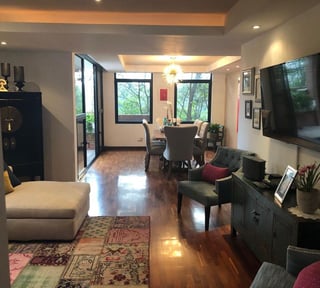 Apartamento de 2 niveles con jardín en venta Encinos, zona 16
