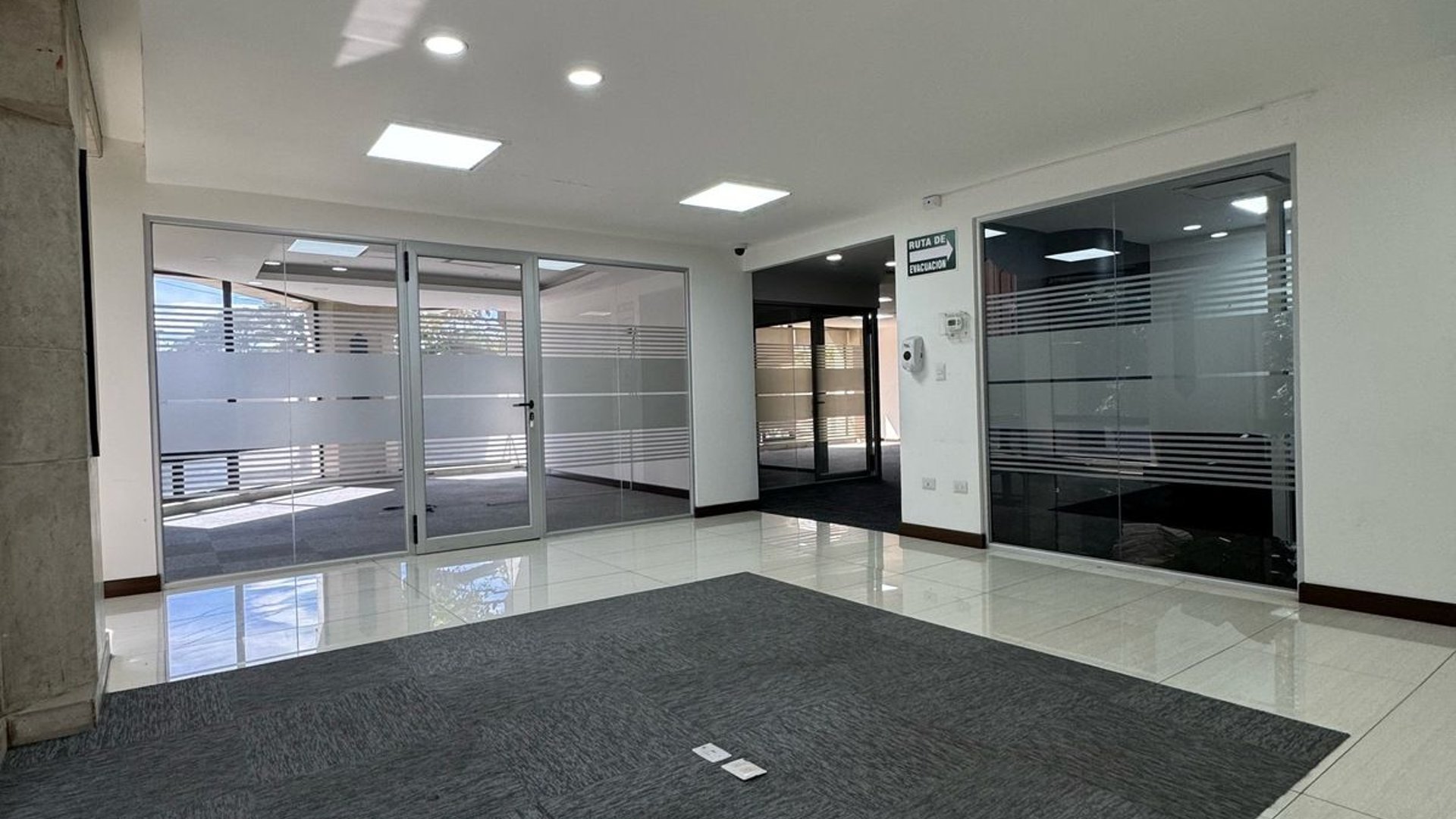 Alquiler Oficina en Torre Citigroup / zona 10 - Miniatura 27