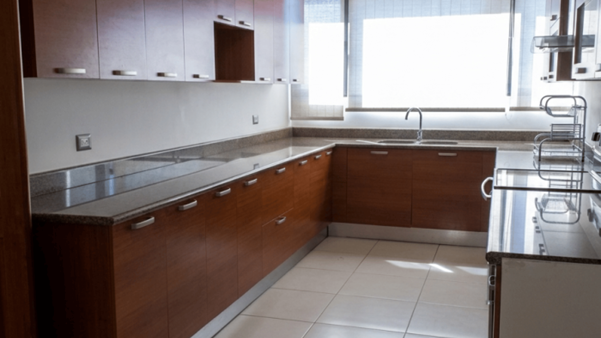 Hermoso apartamento en renta ZONA 14 - Miniatura 4