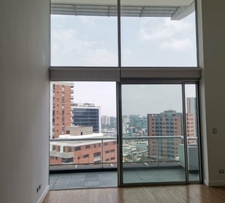 ATRIUM/ Apartamento en renta , zona 10