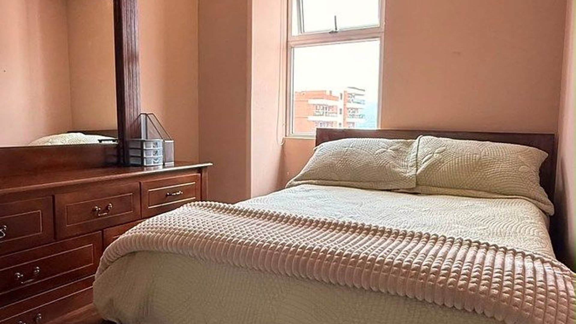 APARTAMENTO AMUEBLADO EN RENTA | TORRE 14, ZONA 14 - Miniatura 8