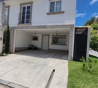 Casa en venta en Altos de san Nicolás San Jose Pinula