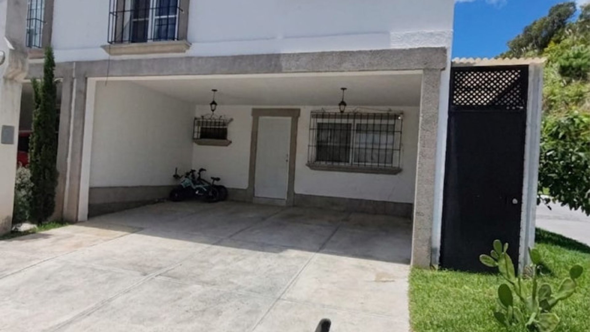 Casa en venta en Altos de san Nicolás San Jose Pinula