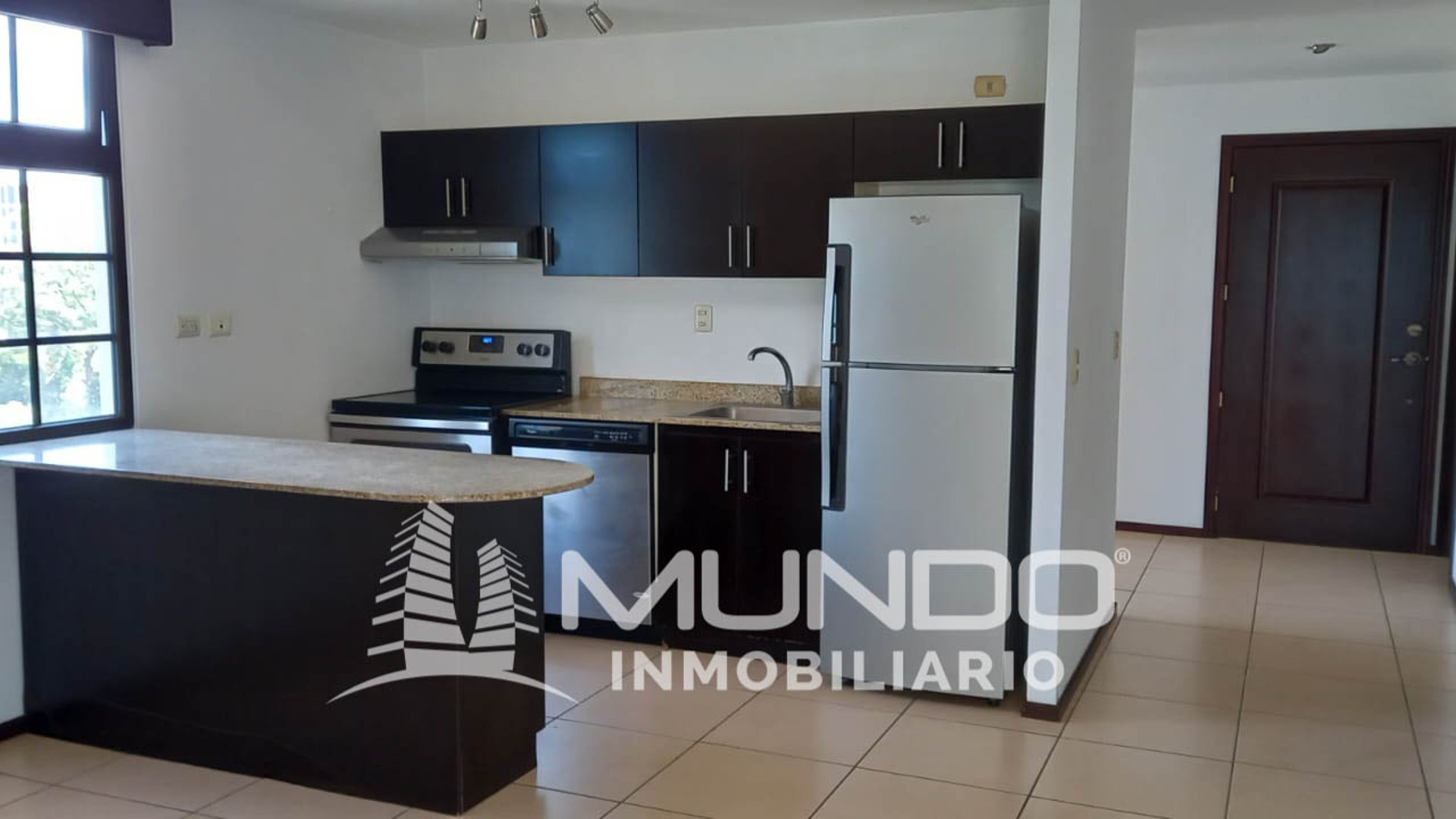 APARTAMENTO EN RENTA ZONA 10 - Miniatura 3