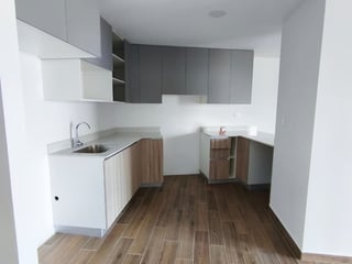 📍 APARTAMENTO EN VENTA – 3 HAB + SALA FAMILIAR | PARQUE 14 | ZONA 14 - 2