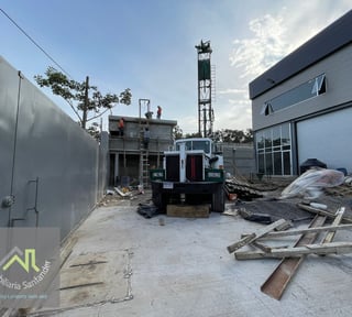 Complejo de Bodegas en Venta Frente al Mayan Golf