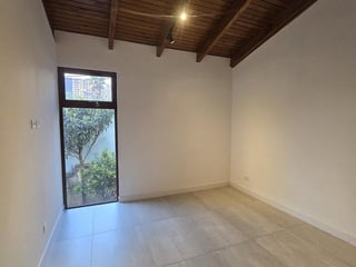 TOWNHOUSE EN VENTA | ZONA 10, CONDOMINIO PRIVADO (20 CALLE) - 2