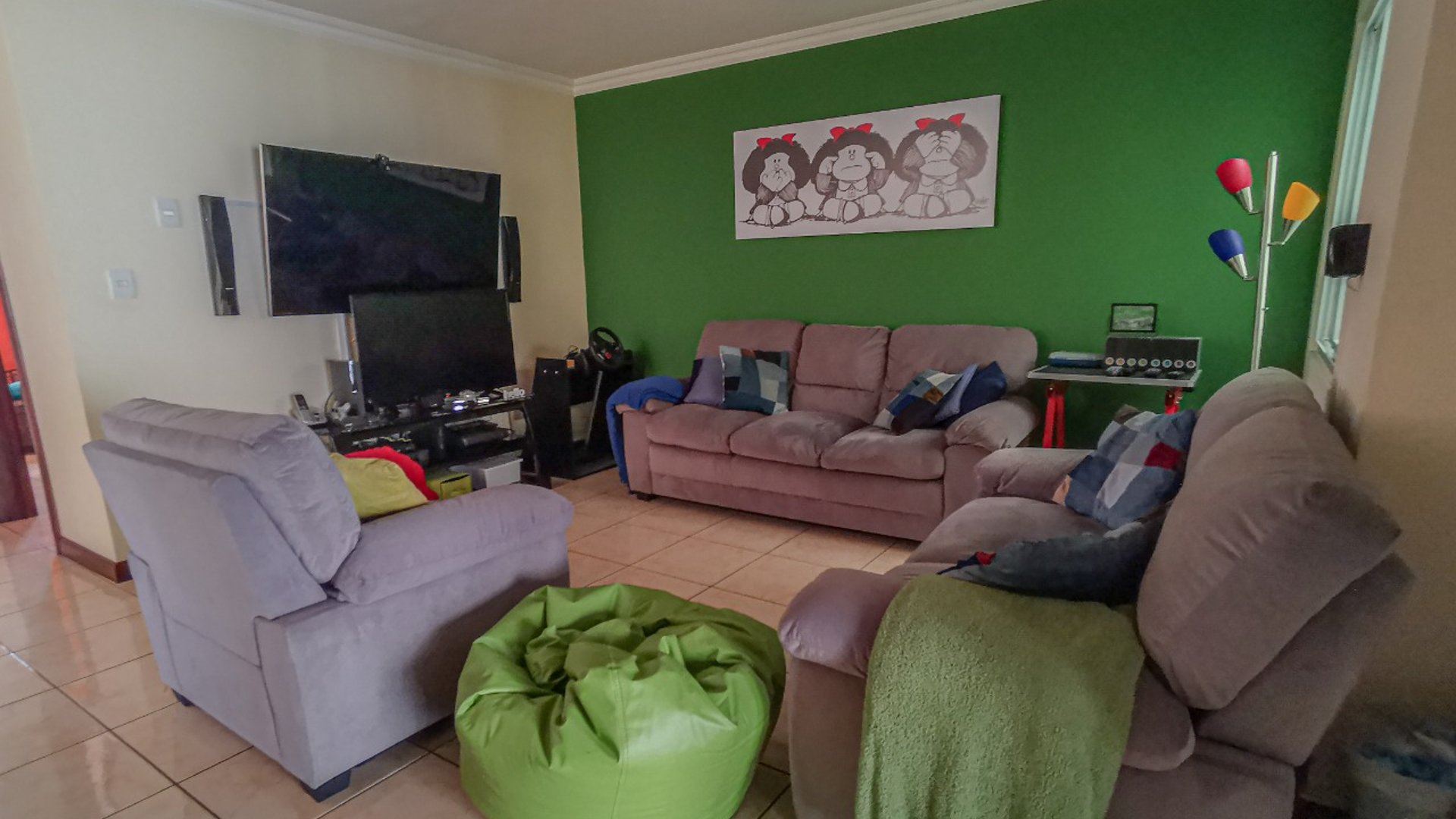 Vendo linda casa en exclusivo Condominio - Miniatura 2