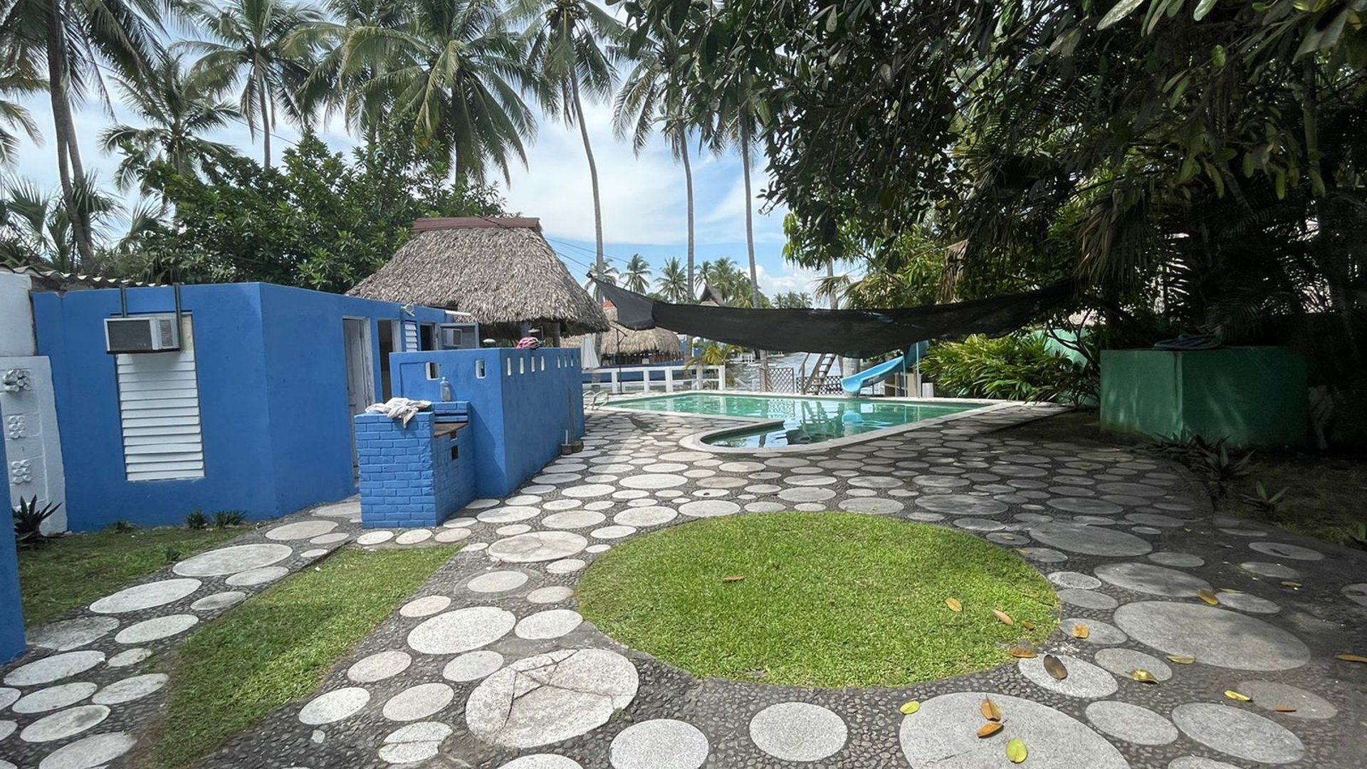 CASA DE PLAYA EN RENTA, EN LIKIN - Miniatura 2