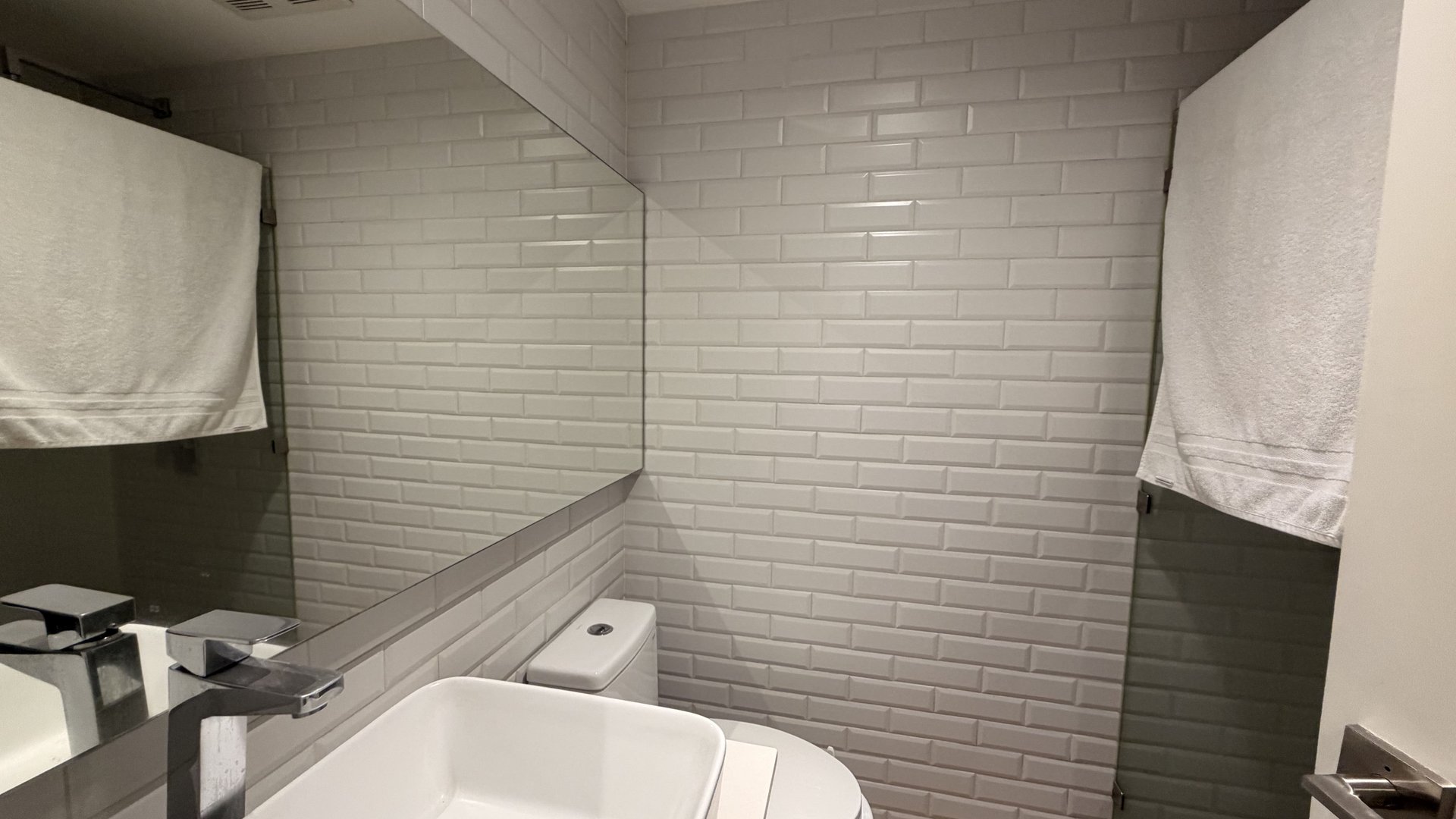Apartamento en Alquiler Edificio Quo, zona 4  - Miniatura 9
