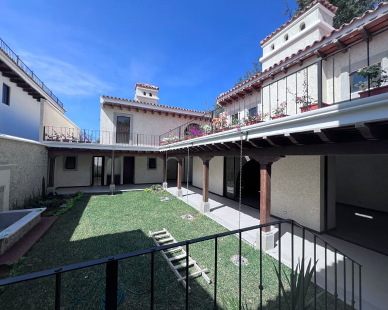Amplia casa en venta en Condado del Obispo