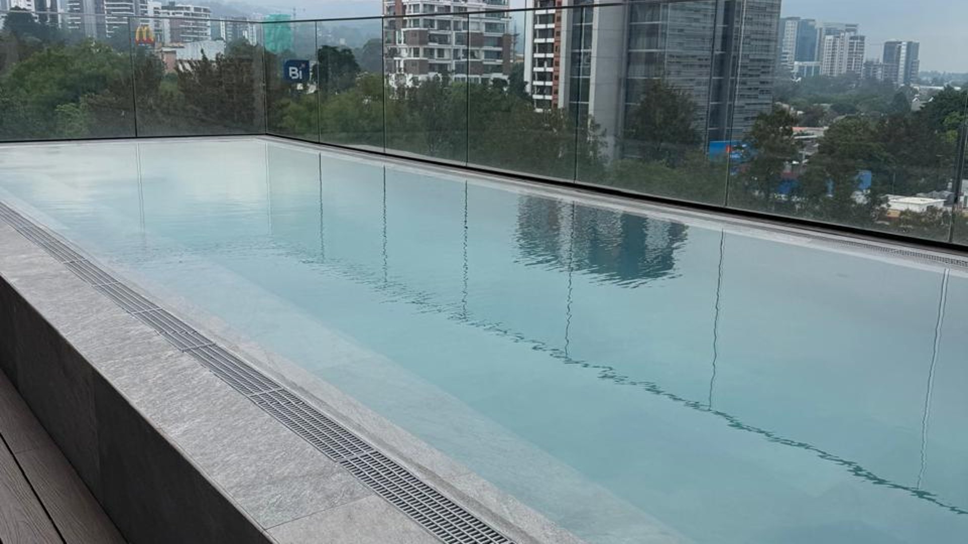 Apartamento en Renta zona 15 / Vista Hermosa I - Miniatura 13