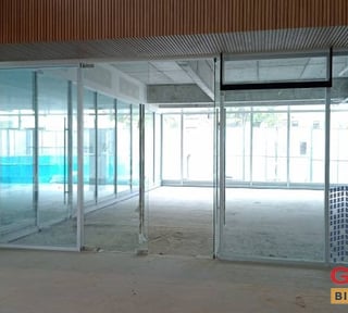Local  en Renta, Zona 10 (R8938)
