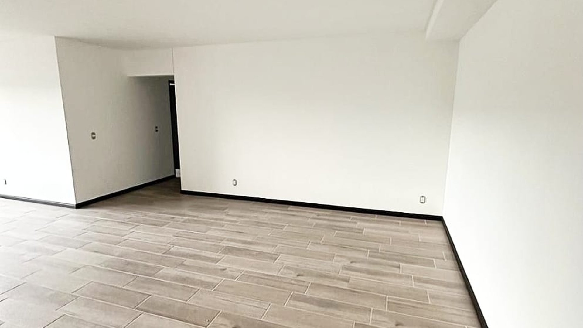 Apartamento / EN RENTA / Segheria, zona 14 La Villa - Miniatura 2