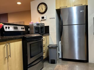 Edificio La Avenida / Apartamento Amueblado, zona 10 - Image 9