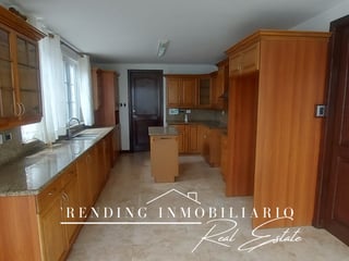 House for Rent in Zone 16 Guatemala City | 5 Bedrooms, 4 Baths, 6 Parking | $4,000 + IVA - Image 5