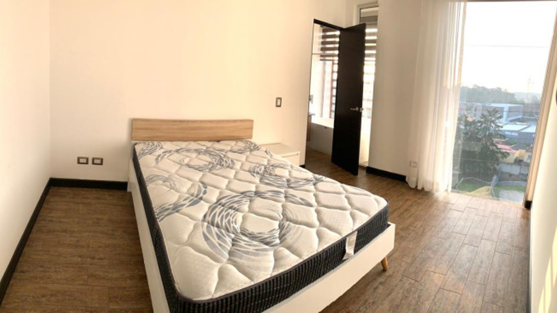 Apartamento en alquiler km 14 carretera al Salvador