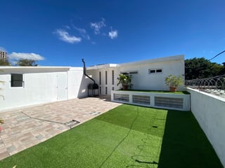 Apartamento de 2 habs con terraza en alquiler Col El Maestro zona 15 - 2