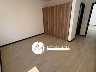 Espectacular Casa en Venta en carretera a el salvador - 3 Habitaciones - 4