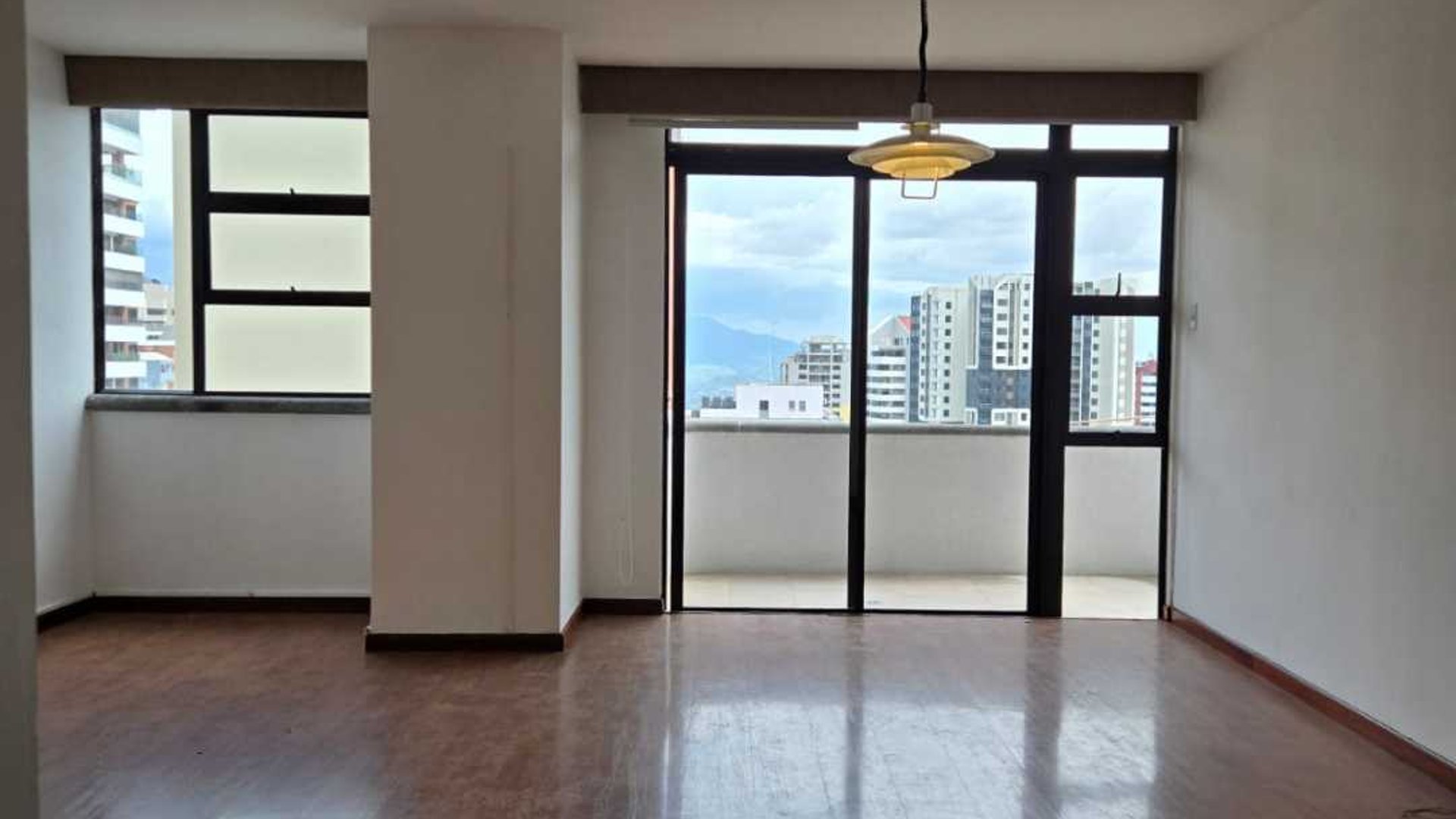 Venta apartamento 2 Dormitorios | Edificio Bellini Zona 14 (C)
