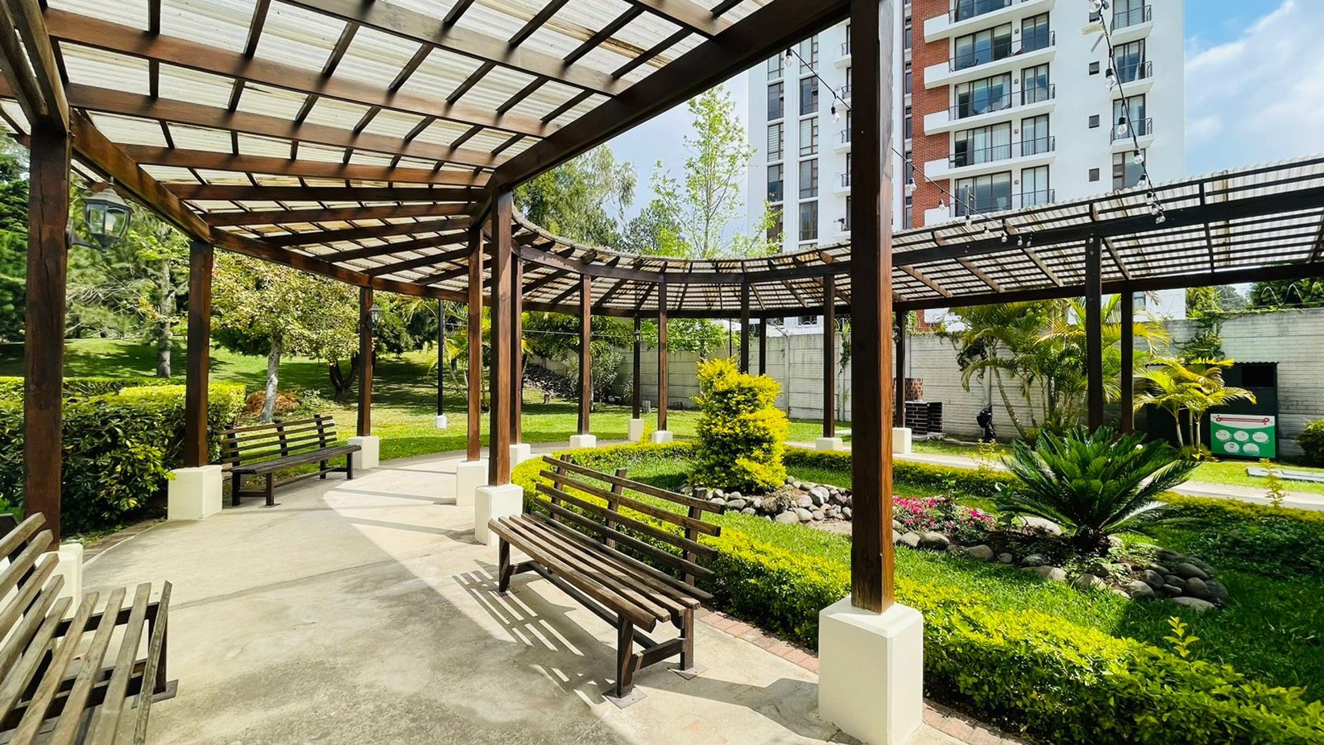 VENTA DE CÓMODO APARTAMENTO - VILLAS DE SAN ISIDRO, ZONA 16 - Miniatura 19