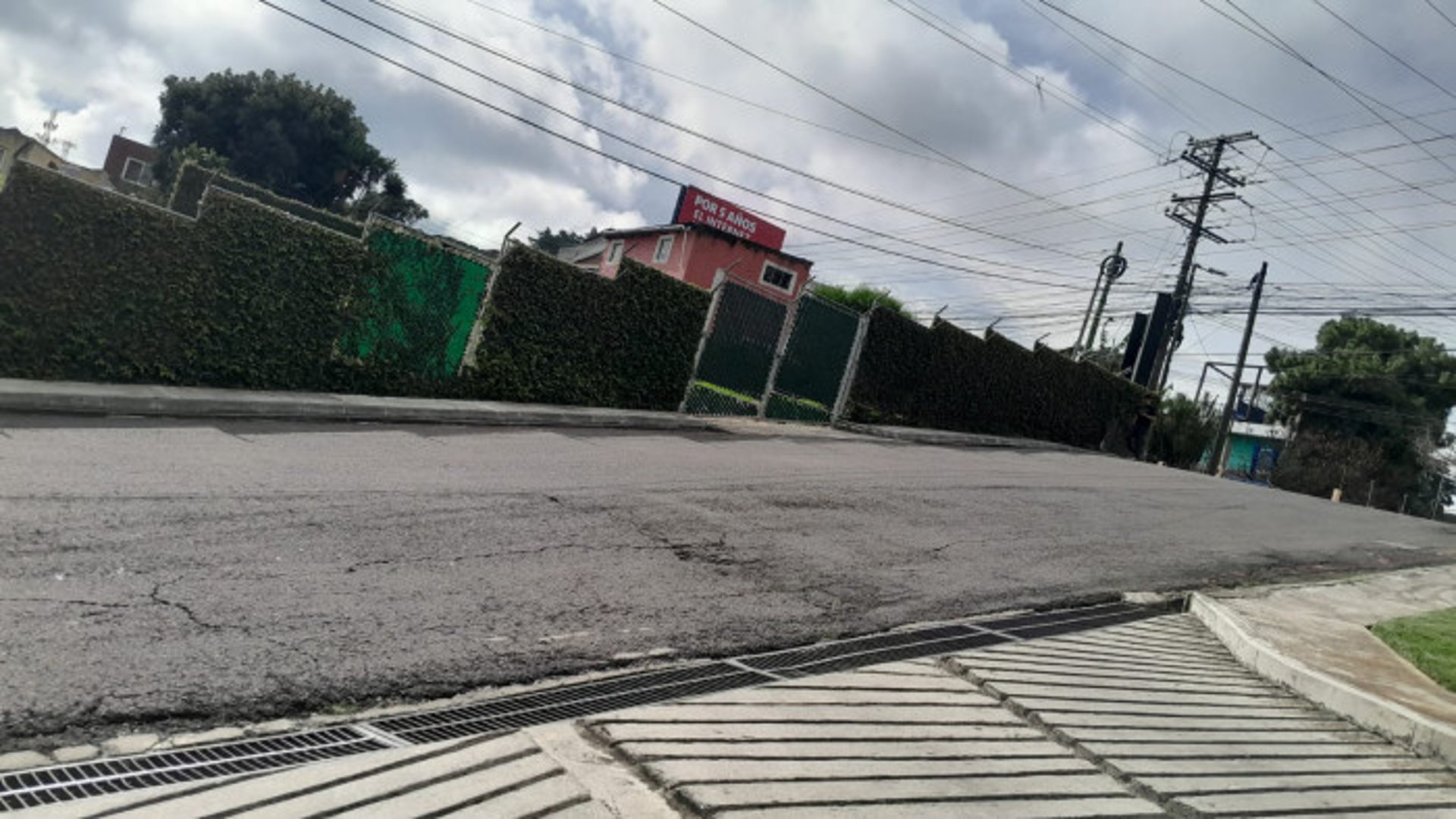 En renta terreno comercial Km 14 Carretera El Salvador - Image 1