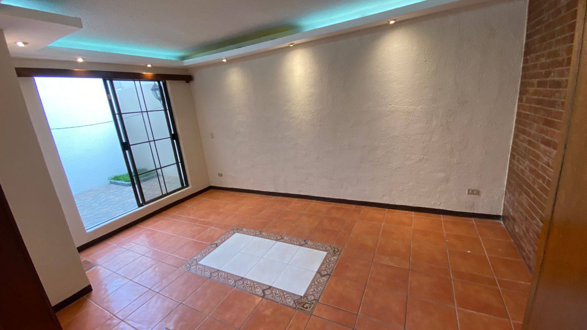 Casa en renta en Condominio Villa Los Pinabetes KM19 - Miniatura 9