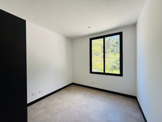 VENTA Ó ALQUILER DE PRECIOSA CASA - ARAMA, SANTA CAT. PINULA - 2