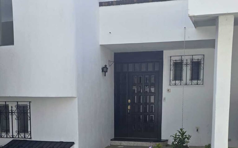 CASA EN RENTA EN ZONA 15, VISTA HERMOSA III